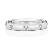 18K White Gold Wedding Ring with Diamond